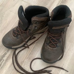 Columbia Hiking Boots, size 6